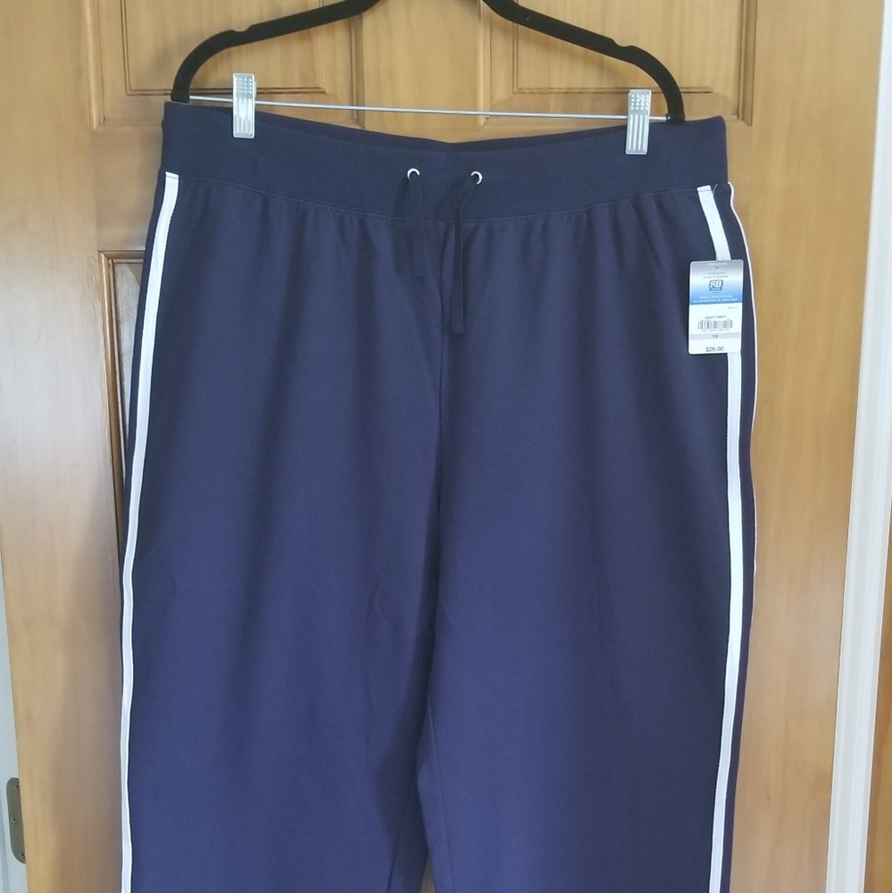 Athletic Capri Pants